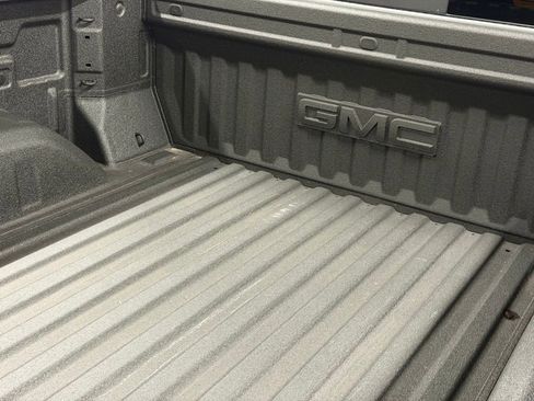 Certified 2025 GMC Sierra 1500 AT4 w/ AT4 Premium Package image 35