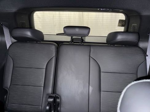 Used 2026 Buick Enclave Sport Touring AWD/4WD image 18