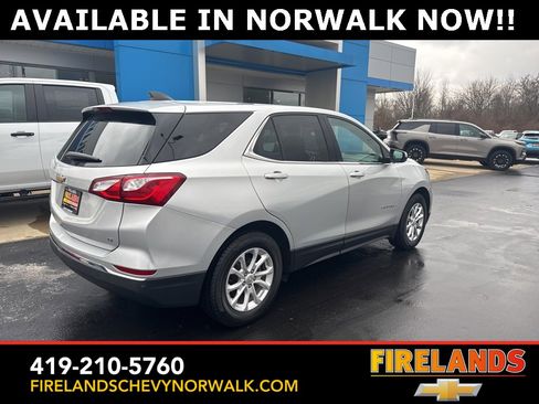 Certified 2019 Chevrolet Equinox LT w/ Driver Convenience Package image 5