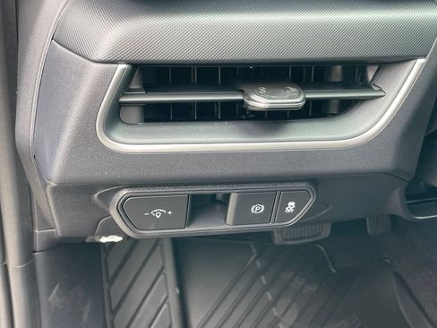New 2026 Kia K4 FWD image 12