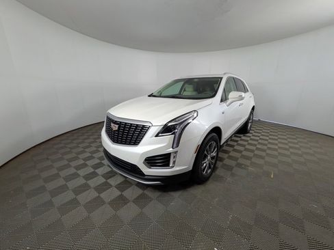 Certified 2023 Cadillac XT5 Premium Luxury w/ LPO, Floor Liner Package image 2