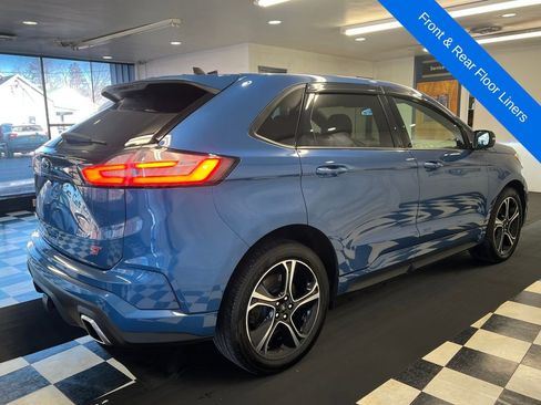 Used 2020 Ford Edge ST w/ Cold Weather Package image 16