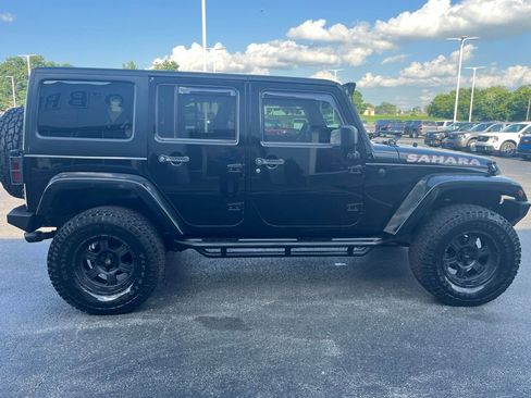 Used 2015 Jeep Wrangler Unlimited Sahara w/ Max Tow Package AWD/4WD image 6