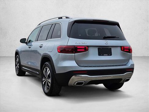 Used 2026 Mercedes-Benz GLB 250 image 10