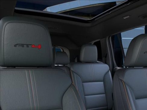 New 2026 GMC Acadia AT4 w/ Luxury Package AWD/4WD image 24