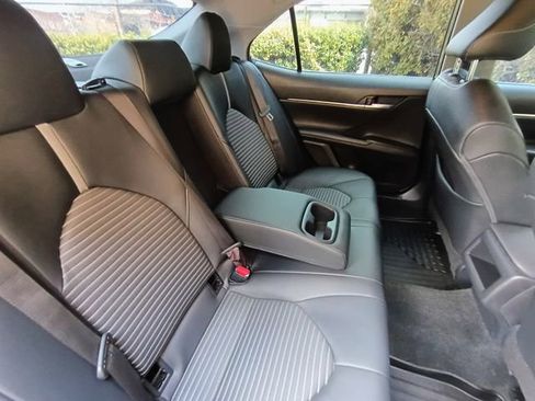 Used 2022 Toyota Camry SE image 59