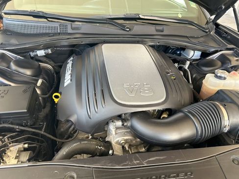 Used 2022 Dodge Charger R/T w/ Blacktop Package image 13