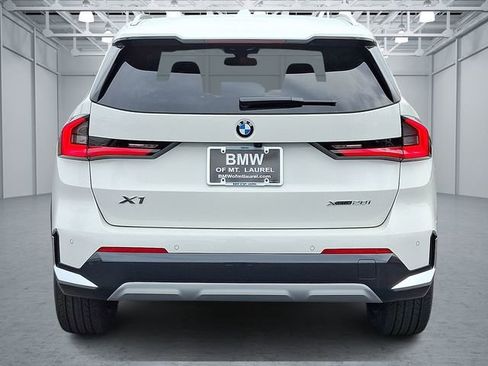 Certified 2025 BMW X1 xDrive28i w/ Convenience Package image 5