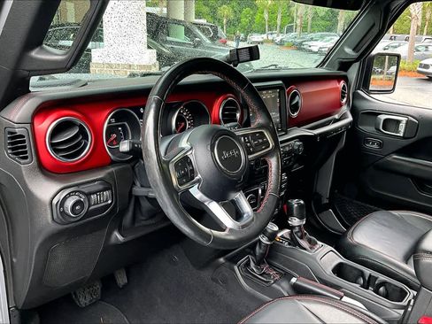 Used 2019 Jeep Wrangler Rubicon AWD/4WD image 15