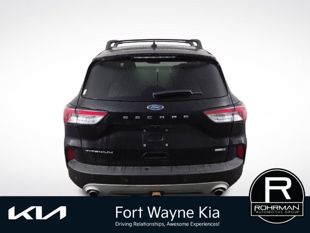 Used 2020 Ford Escape Titanium AWD/4WD image 8