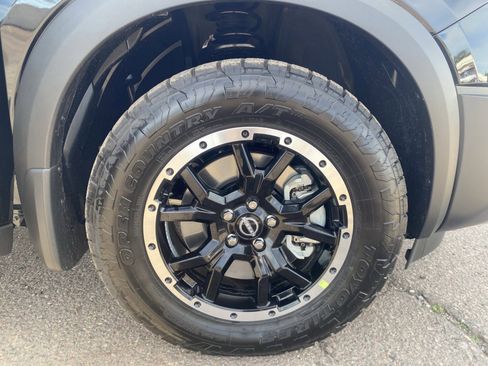 New 2025 Nissan Pathfinder Rock Creek image 10