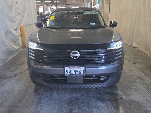 Used 2026 Nissan Kicks SV FWD image 2