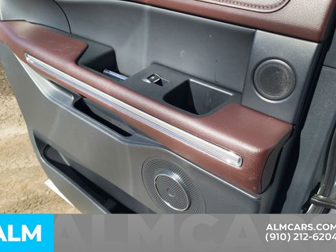 Used 2024 Ford Expedition Max Limited image 26