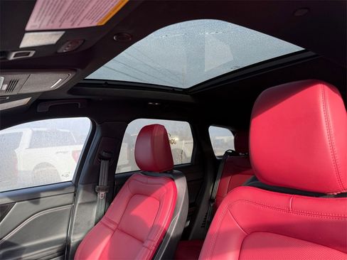 Used 2025 Lincoln Corsair Grand Touring w/ Equipment Group 302A image 16