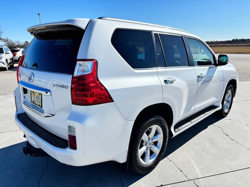 Used 2010 Lexus GX 460 image 4
