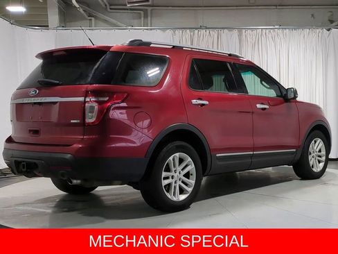 Used 2013 Ford Explorer XLT image 8