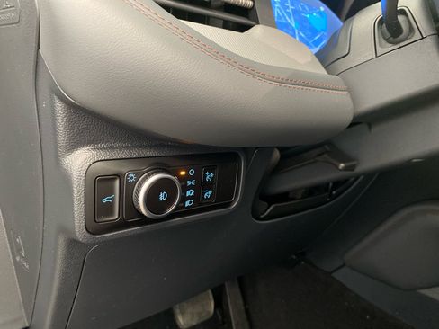 New 2026 Ford Explorer Active w/ Active Comfort Package AWD/4WD image 18