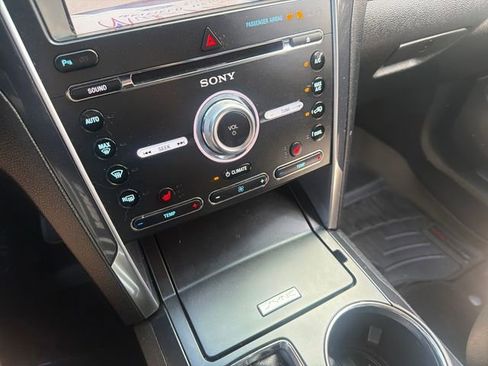 Used 2018 Ford Explorer Sport AWD/4WD image 34