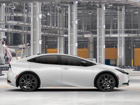 New 2026 Toyota Prius XLE FWD image 12