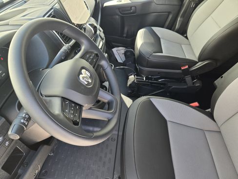 New 2026 RAM ProMaster 3500 w/ Quick Order Package 22G SLT image 10