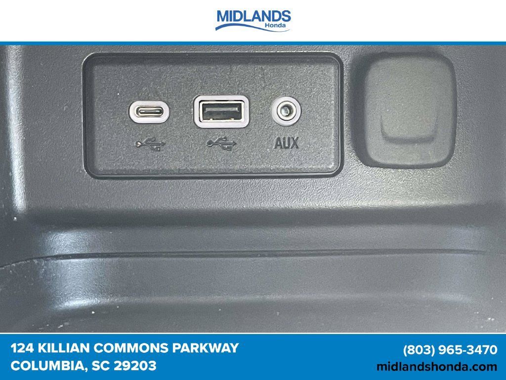 Used 2024 Chevrolet Equinox LS FWD image 28