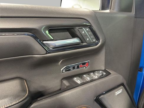 Used 2022 GMC Sierra 1500 AT4 w/ AT4 Premium Package AWD/4WD image 10