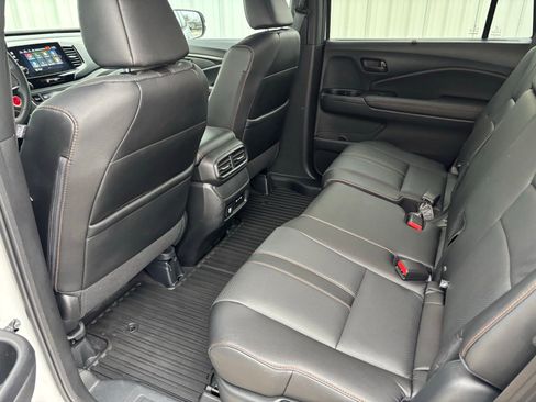 Used 2024 Honda Passport TrailSport image 29