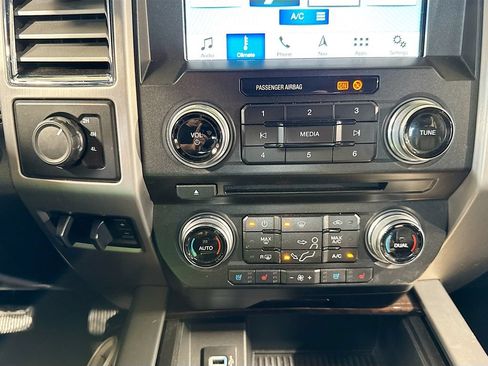 Used 2017 Ford F350 Platinum AWD/4WD image 29