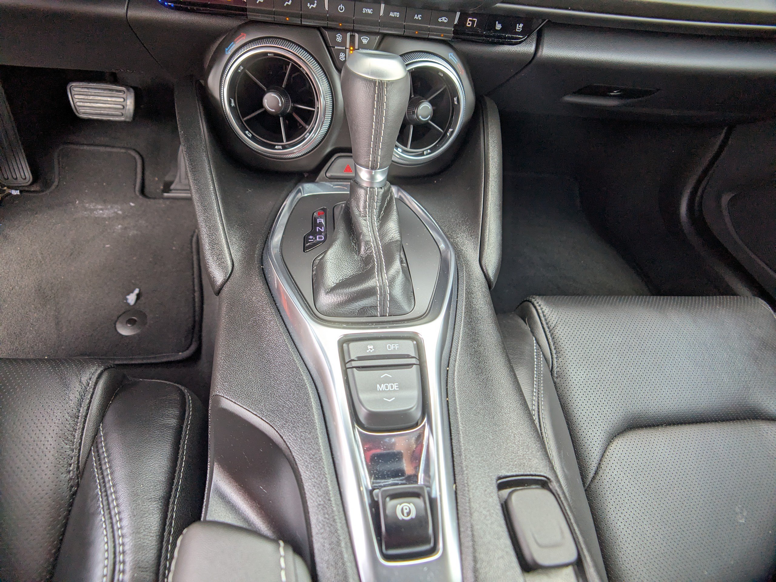Certified 2022 Chevrolet Camaro LT w/ RS Package RWD image 22