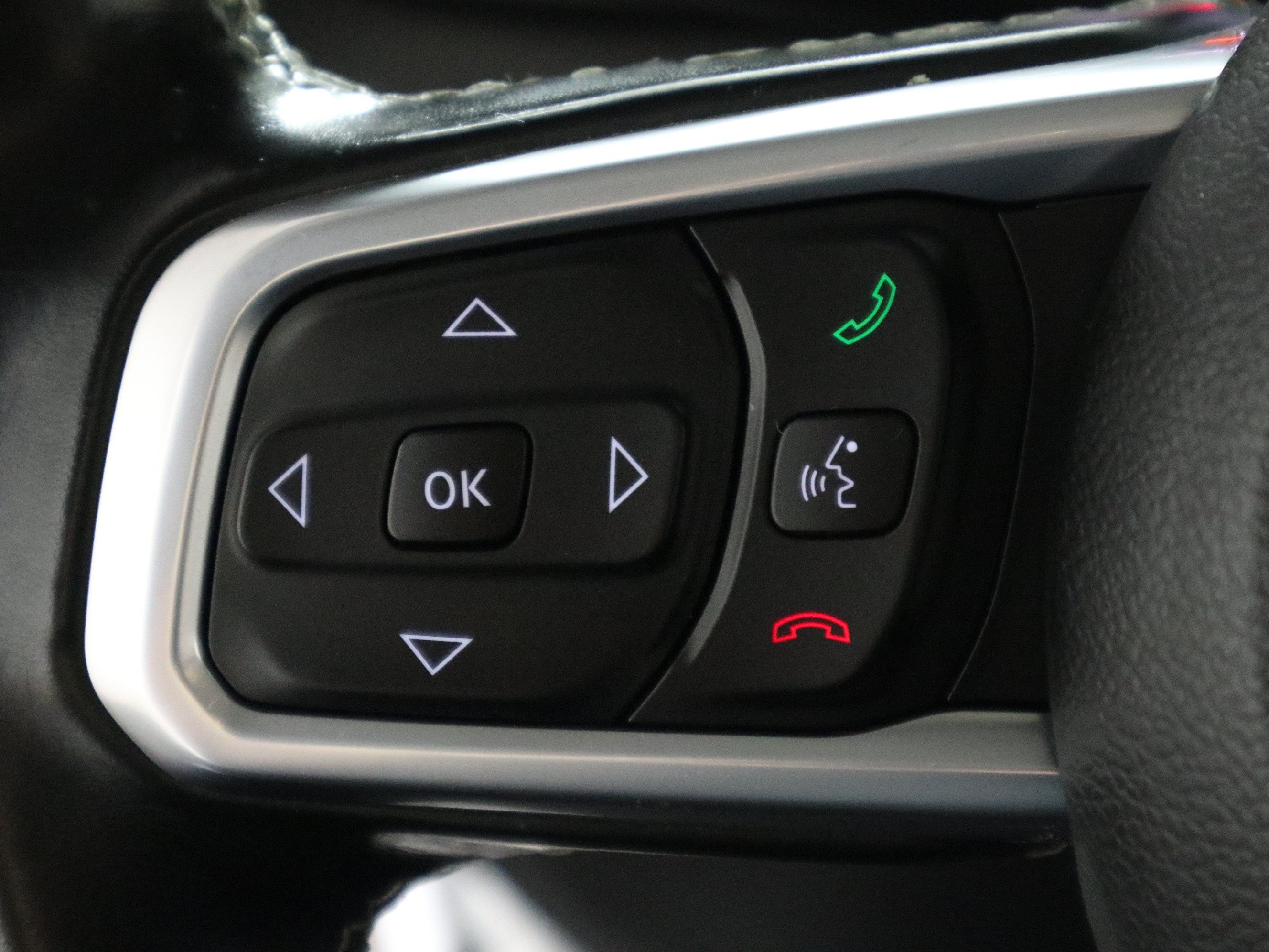 Used 2021 Jeep Gladiator Overland AWD/4WD image 28