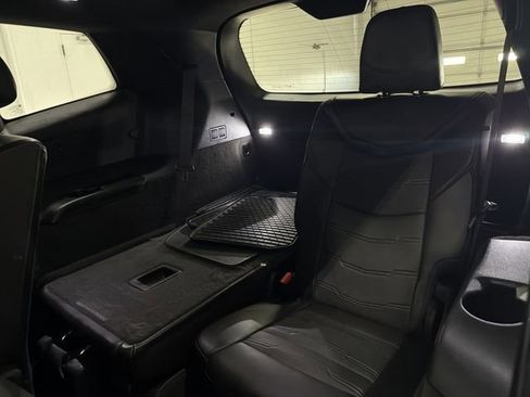 Certified 2020 Cadillac XT6 Premium Luxury w/ Platinum Package image 17