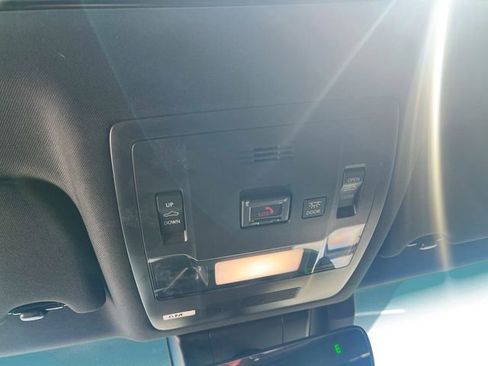 Used 2023 Lexus ES 350 F Sport image 19