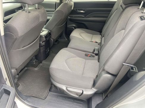 Used 2025 Toyota Grand Highlander FWD image 23