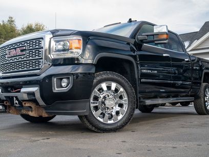 Used 2019 GMC Sierra 2500 Denali w/ Suspension Package, Off-Road