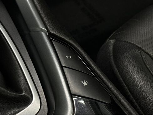 Used 2015 Ford Fusion Energi Titanium FWD image 24