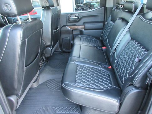 Certified 2021 Chevrolet Silverado 1500 RST image 18