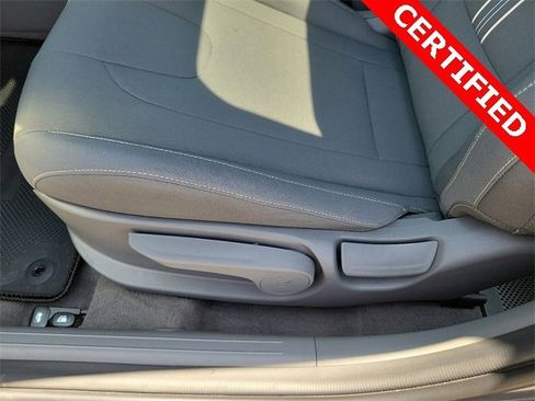 Used 2024 Hyundai Elantra SEL w/ Convenience Package image 13