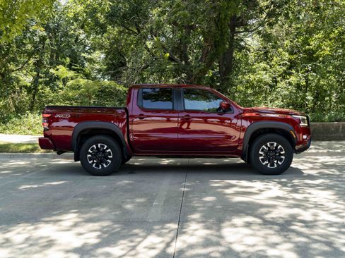 Used 2023 Nissan Frontier PRO-4X w/ Pro Convenience Package AWD/4WD image 10