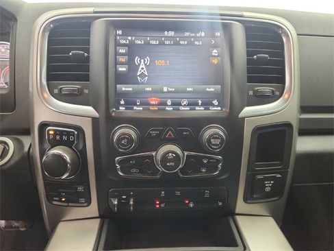 Used 2019 RAM 1500 Classic Warlock image 16