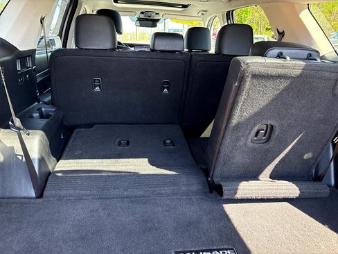 Used 2022 Hyundai Palisade SEL w/ 8P Bench Seat Package image 38