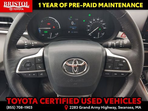Certified 2024 Toyota Sienna XLE image 23