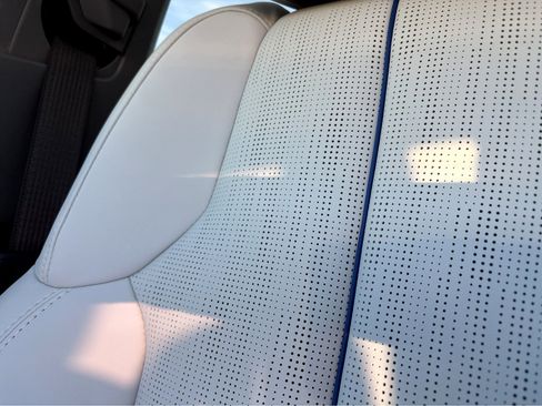 New 2026 Cadillac Optiq Luxury 2 image 5