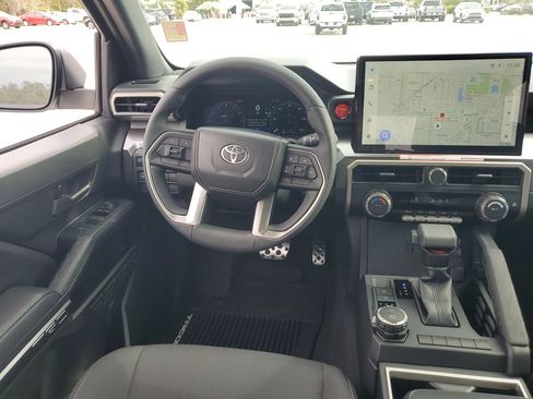Certified 2025 Toyota Tacoma TRD Sport image 15