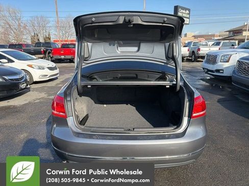 Used 2015 Volkswagen Passat TDI SEL Premium image 31