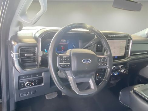 Used 2023 Ford F250 Lariat w/ Sport Appearance Package image 16