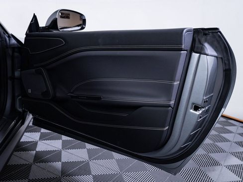 Certified 2018 Ferrari GTC4Lusso image 18