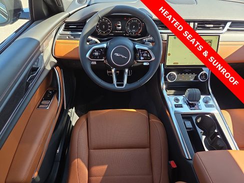 Used 2024 Jaguar XF R-Dynamic SE image 11