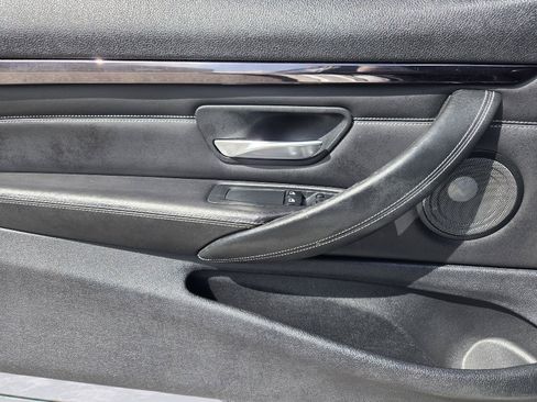 Used 2015 BMW M4 Coupe RWD image 21