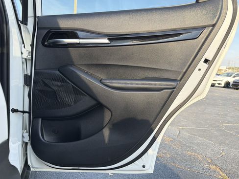 Used 2023 Kia Seltos S FWD image 15