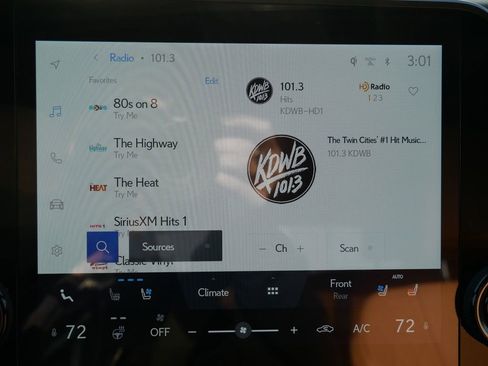 Certified 2023 Lexus RX 350 Premium w/ Accessory Package AWD/4WD image 20